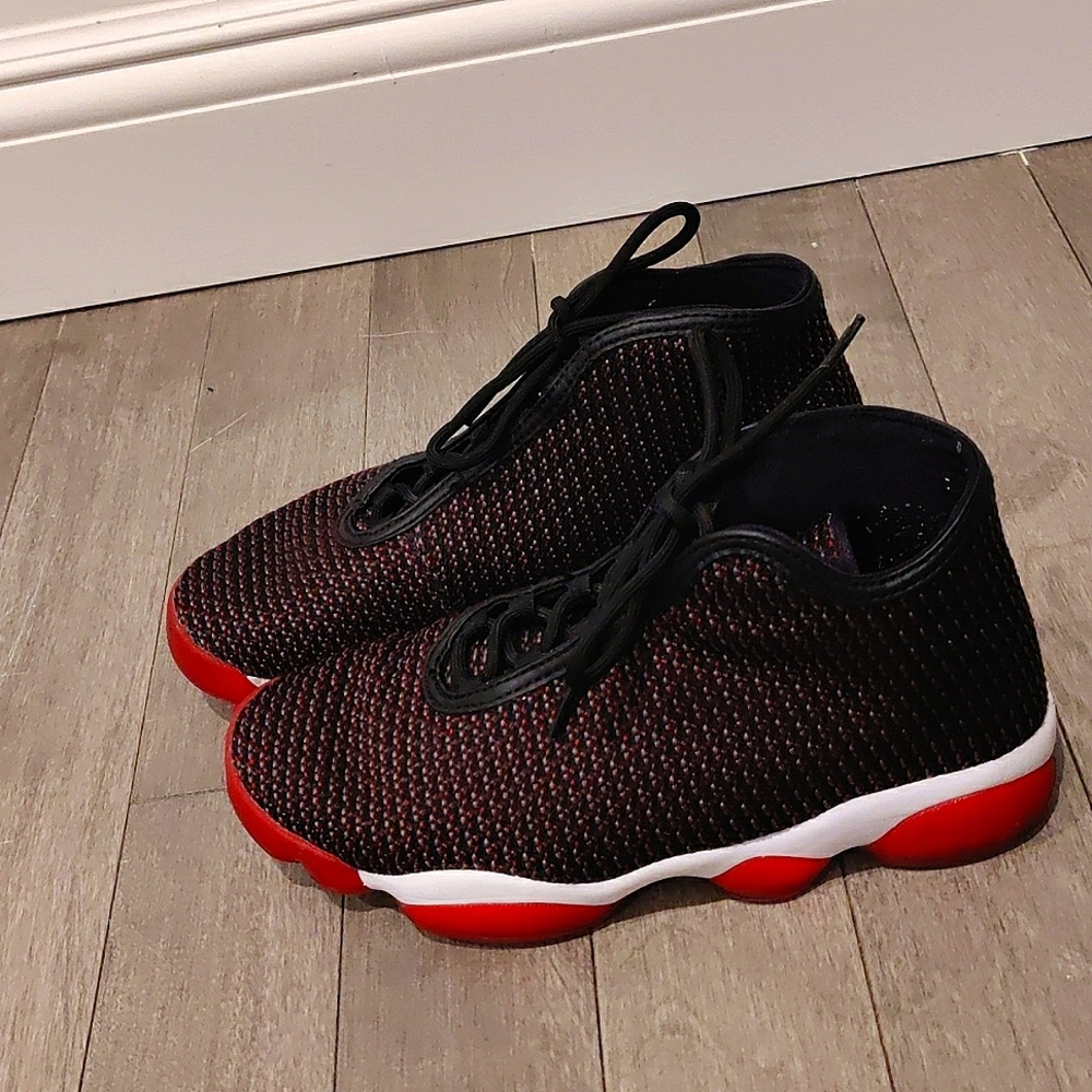 Air Jordan Horizon Bread Size 8